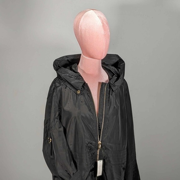 NWT VIA SPIGA WATER REPELLENT black RAIN JACKET WITH ATTACHED HOOD -L - Picture 3 of 8